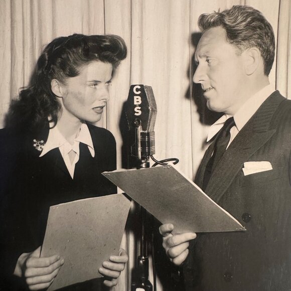 Vintage 1940s Katharine Hepburn & Spencer Tracy CBS Radio Show Photo 4x5 Inches - Picture 1 of 13